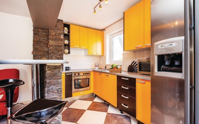 Amazing Home in Cizici With Wifi and 2 Bedrooms