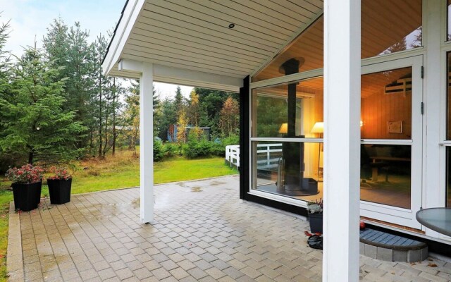 Luxurious Holiday Home in Hals Jutland With Whirlpool