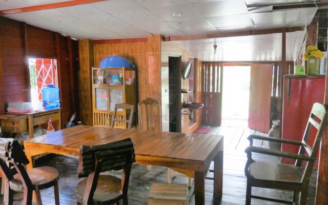 World Homestay