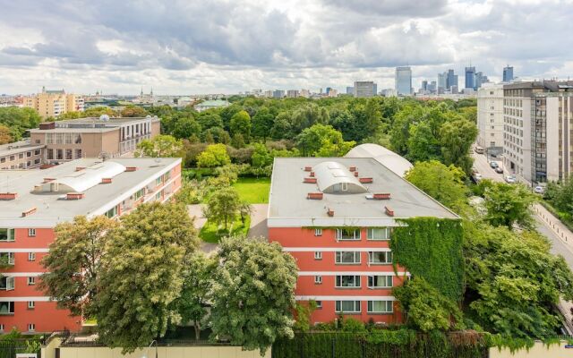 Apartment 1 km to Old Town by Renters