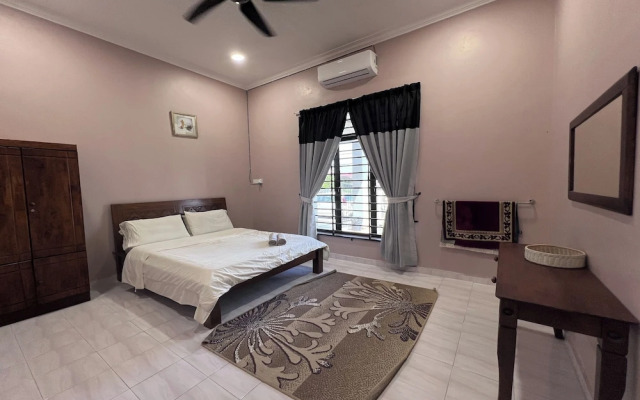 Nurbayu Villa (3 and 4 bedroom Villa) Kemaman