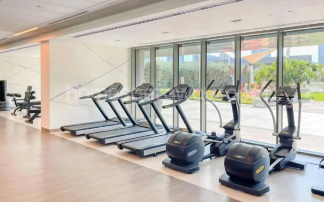 KeyOne - 3BR with Maids in Downtown Views