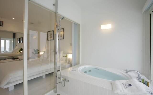 Windy Earth SILENT CLUB