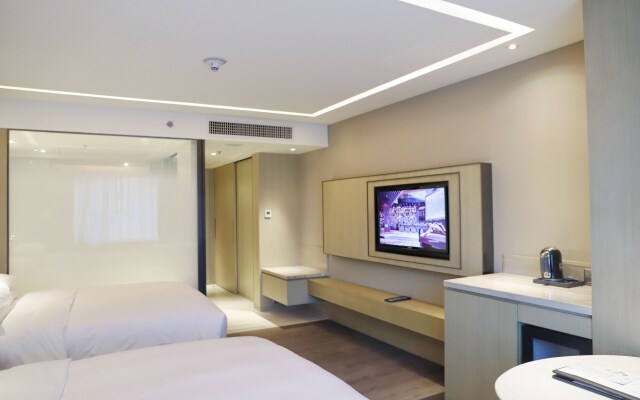Renaissance Shenzhen Luohu Hotel