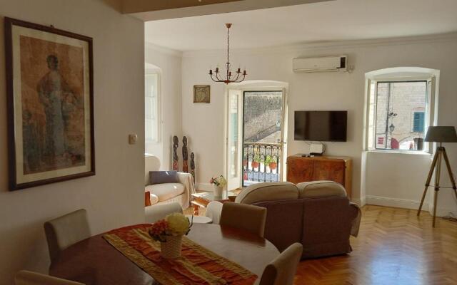 Old Town Sea Gate Apartment