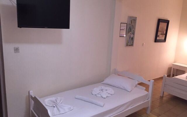 Angelina Hotel
