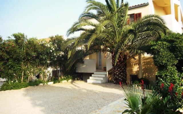 Tonka - 150m from the sea & parking - A2 B(4+1)