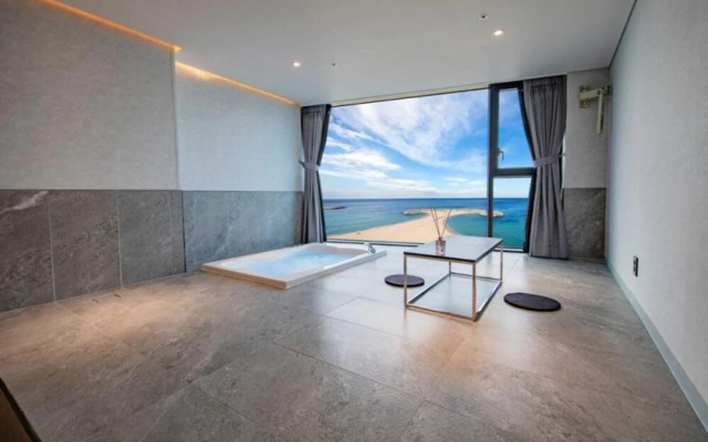 W spa pool villa A