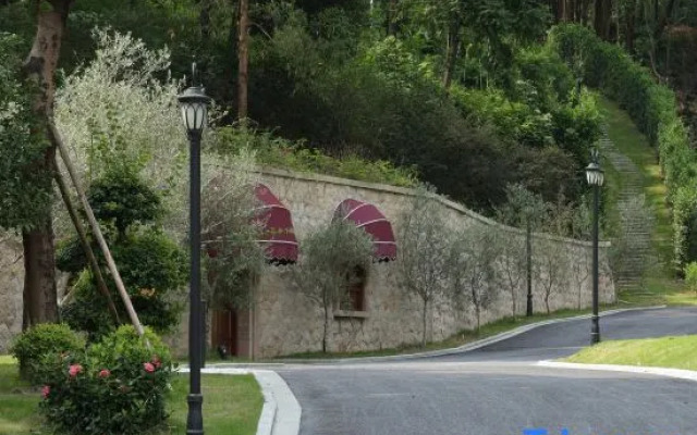 Trip.com Group Country Retreats(Guangzhou Yijingzhuangyuan Joint Resort)