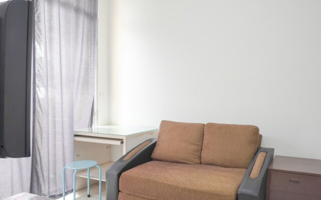 Simple And Comfy 1Br Permata Eksekutif Apartment