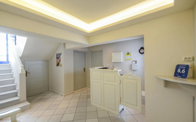 Spyros Studios
