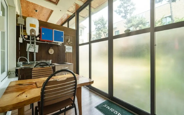 Daecheon Swiss Chalet Spa Pension