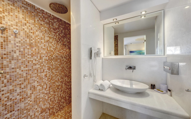 Kouros Art Hotel - Adults Only