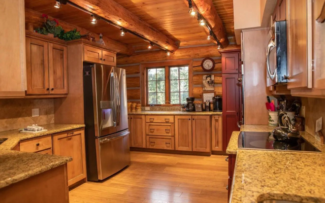 13 Bear Tree Court Condo