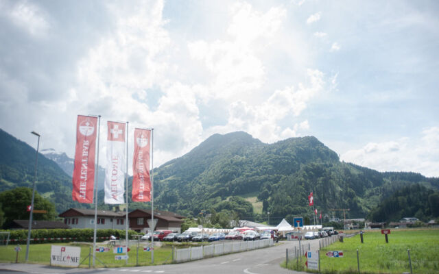 Balmers Tent Village - Hostel