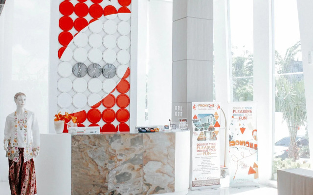 Front One Hotel Pamekasan Madura