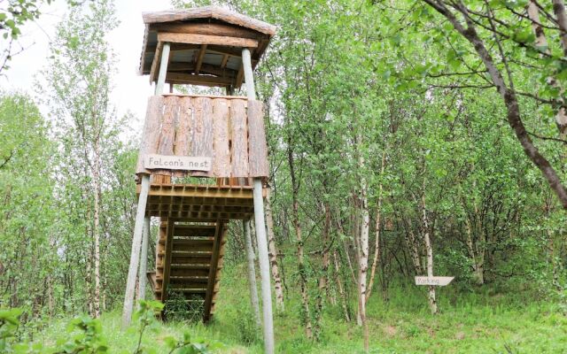 Wild Caribou Dome