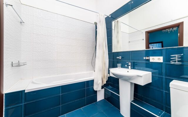 LeonRooms Onilovoy 18-2