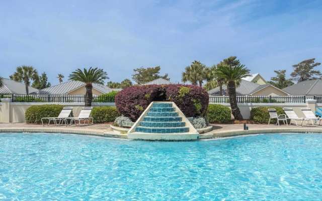 Private Beach & Community Pool