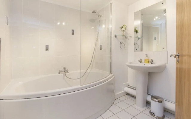 Raleigh Square Apartments