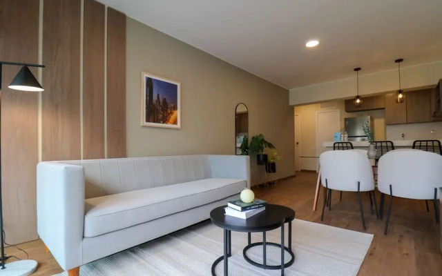 w Majestic 2BR w Comfy Balcony Near Kennedy Park
