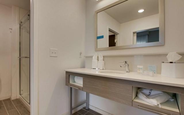 Hampton Inn & Suites Knightdale Raleigh