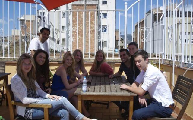 Guest House Urgell