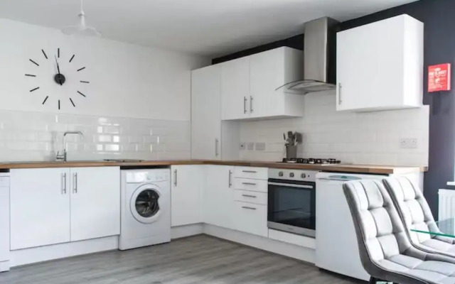 2 Bedroom Heron Apt Leamington Spa