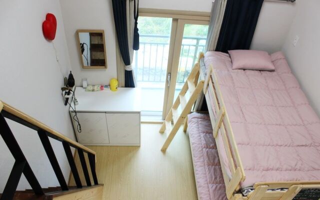 Doomchit Guest House - Hostel