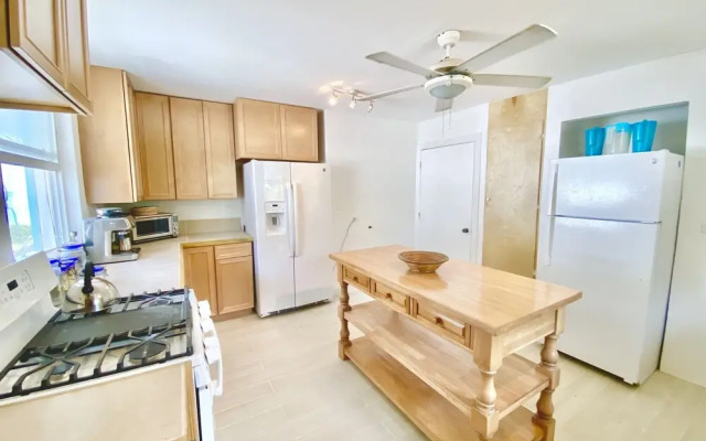 On The Rocks 5 Bedroom Home