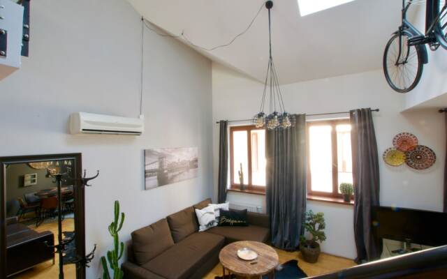 Luxury Apartment by Hi5 - Gozsu Suite