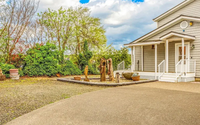 Belfair Beach House in Belfair