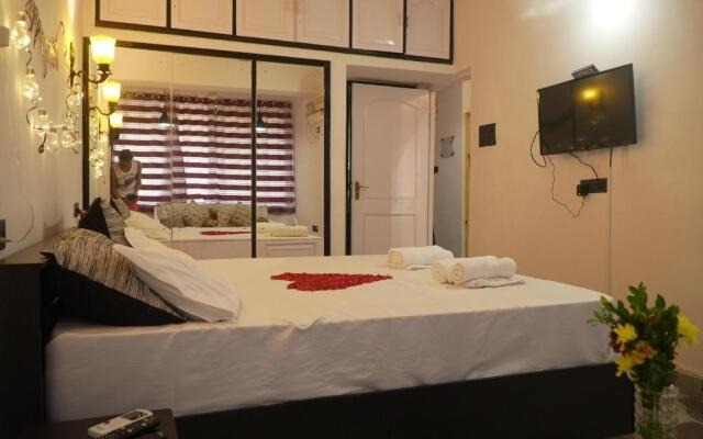 Service Apartment