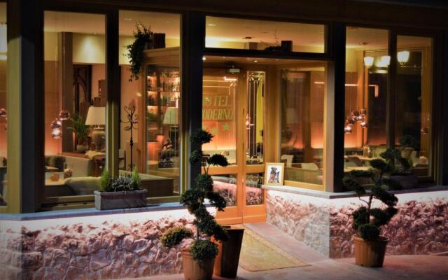 Hotel Moderno Restaurant