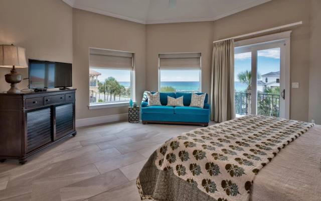Seastar Palazzo Luxury Across From Beach