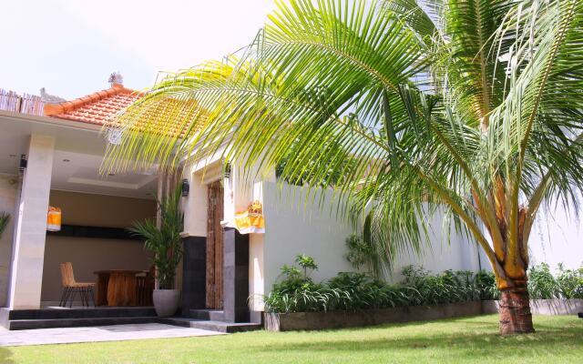 Rusty Seminyak