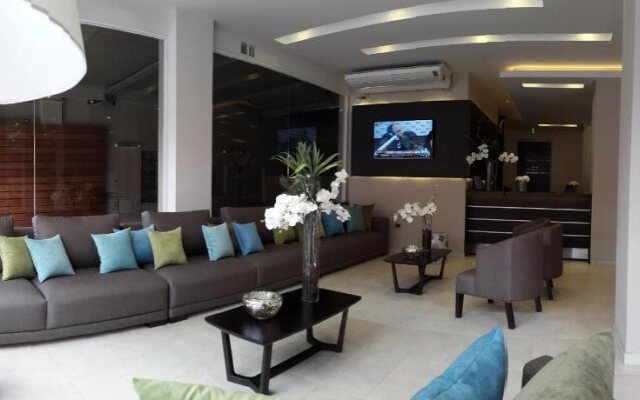 Altos Del Estero Hotel And Apartments