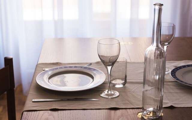 JOIVY Welcoming 1BR apt next to Villa Olmo