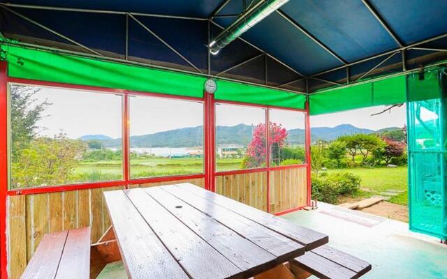 Ganghwado Maeumui Jeongwon Pension