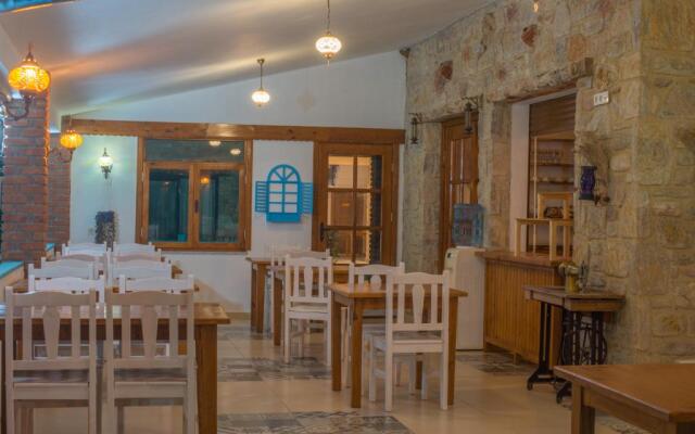 Ekinoks Otel
