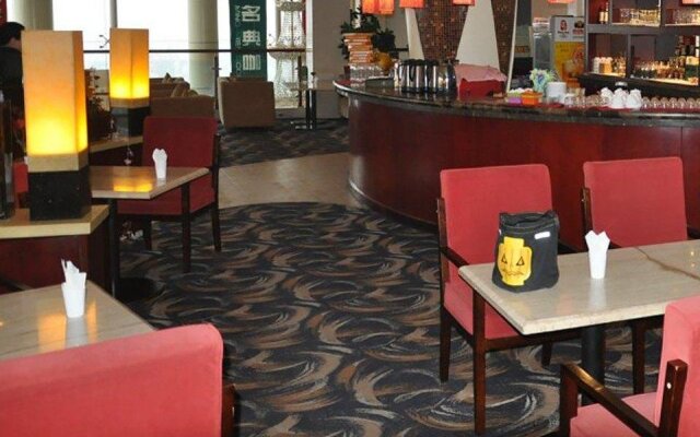 Crown Garden Hotel