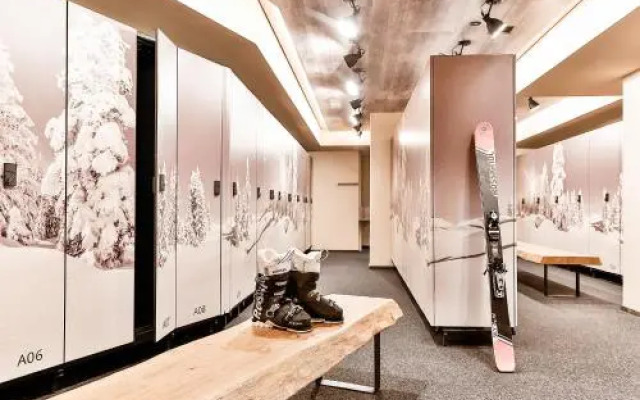 Mountain Spa Residences