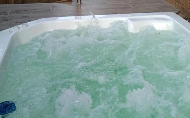 Menlyn Mews Guesthouse