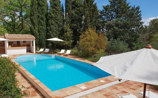 Farmhouse in Draguignan With Terrace