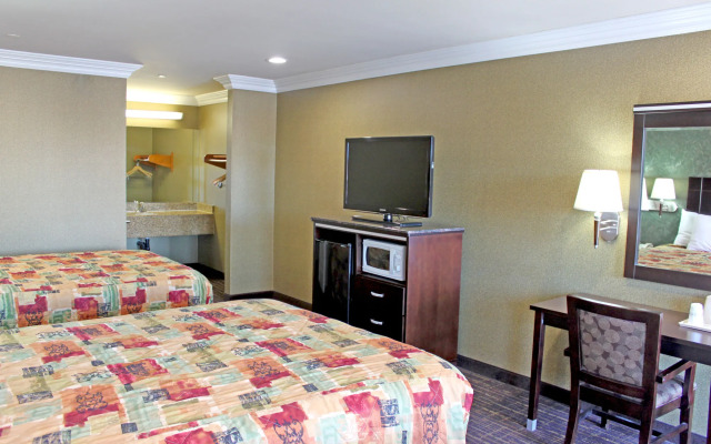 Crystal Inn Suites & Spas