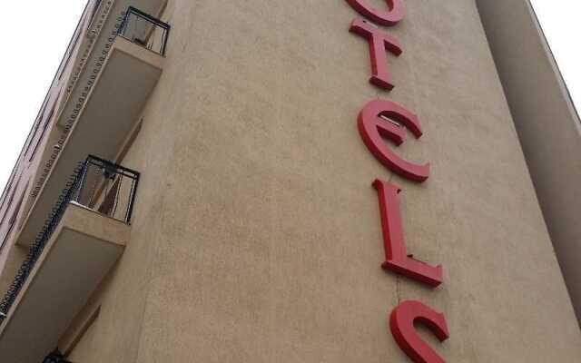 Euro Hotels International Arcul De Triumf