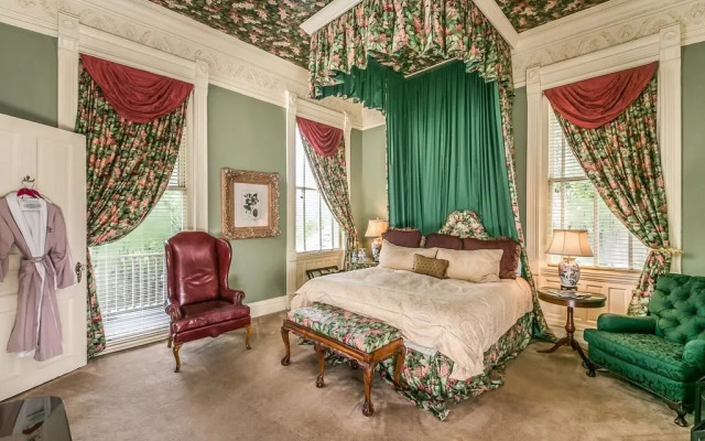 The Mayors Mansion Inn