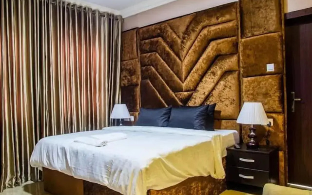 DeGrosvenor Hotel and Suites Lagos