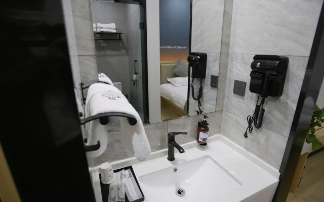 Alxa Zuoqi Yue Hotel (High-tech Industrial Development Zone)