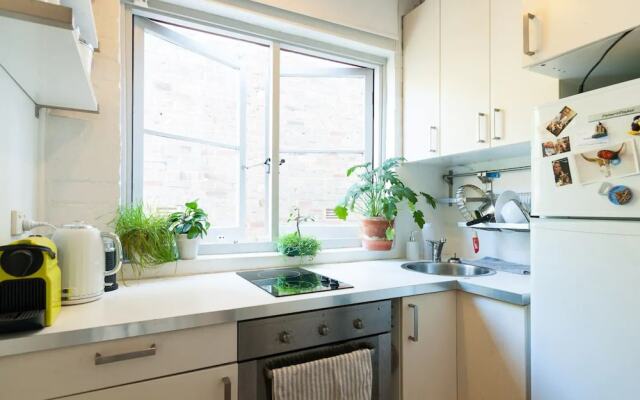Beautiful Lush and Green Oasis Studio Apartment